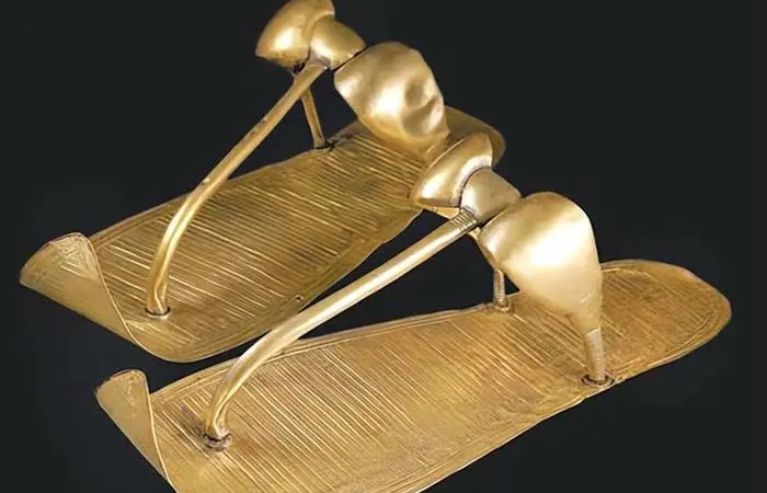 peninggalan firaun tutankhamun