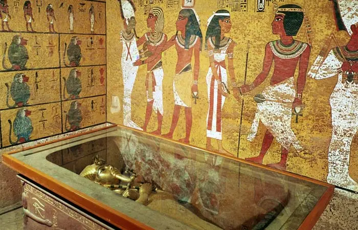 sejarah firaun tutankhamun